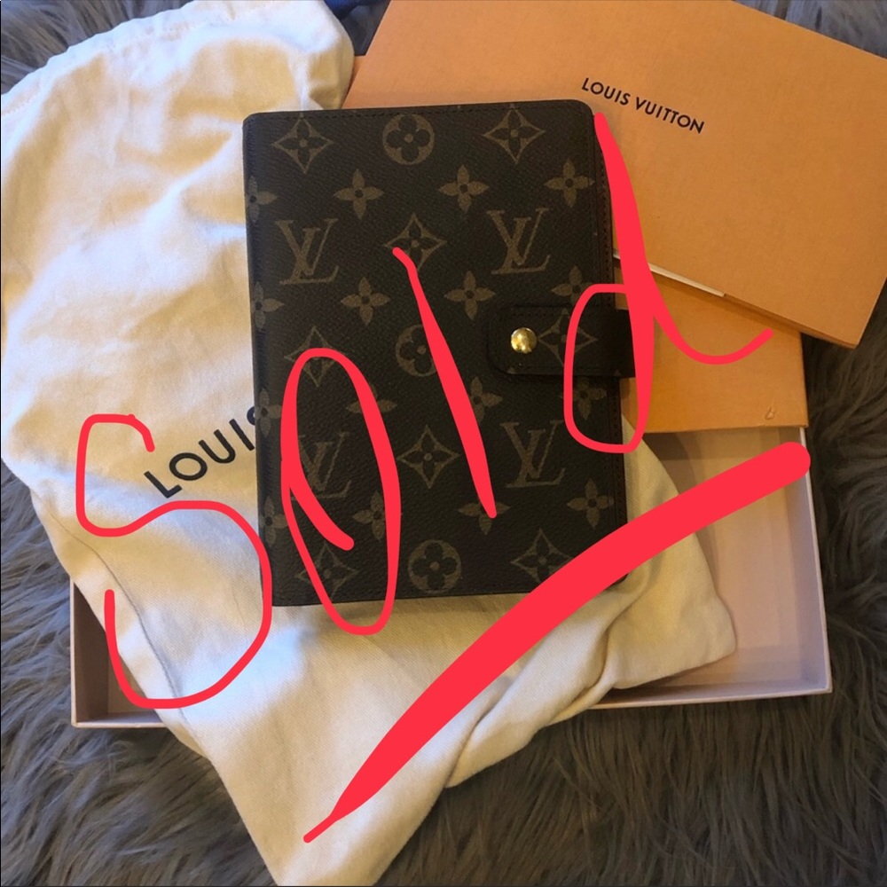 Louis Vuitton Agenda MM